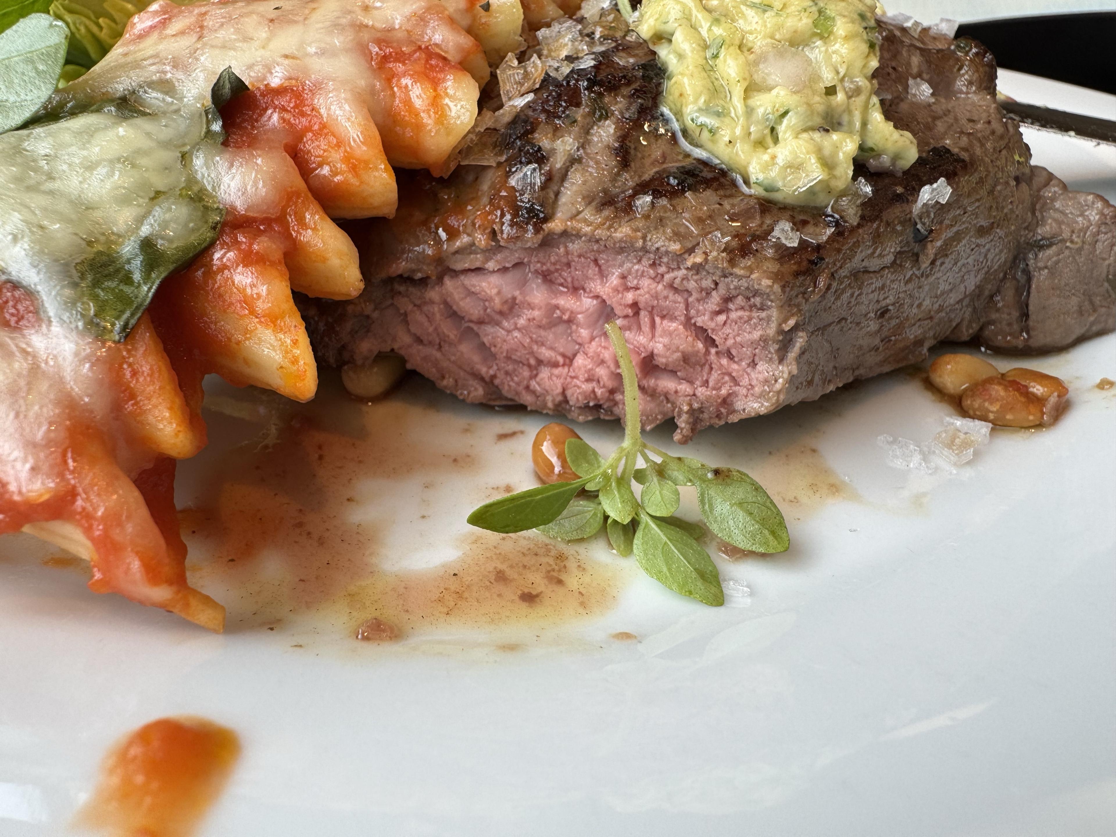 Beef sirloin steak (Ochsenfetzen) 3