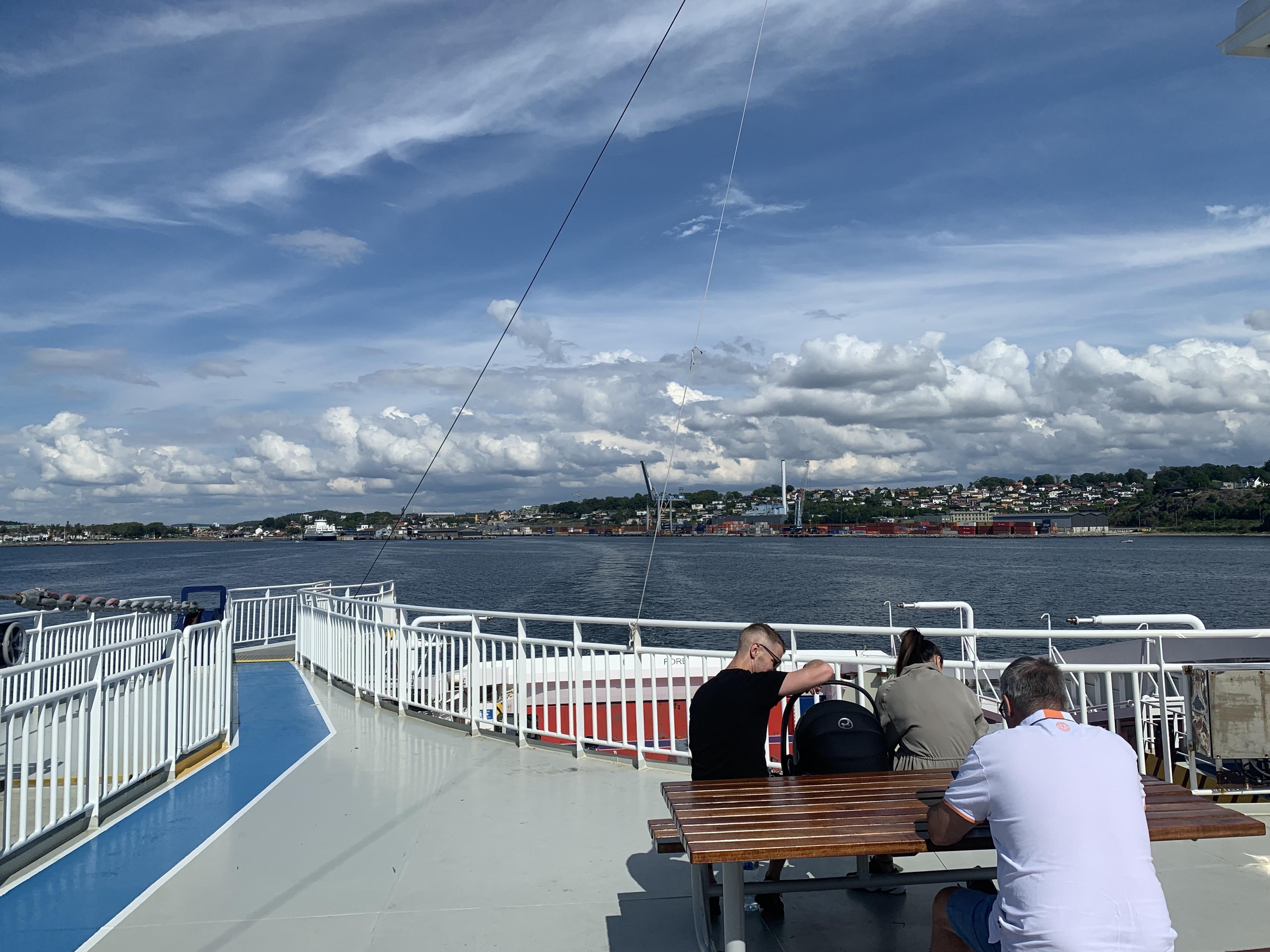 🛳️⛴️☀️ 3