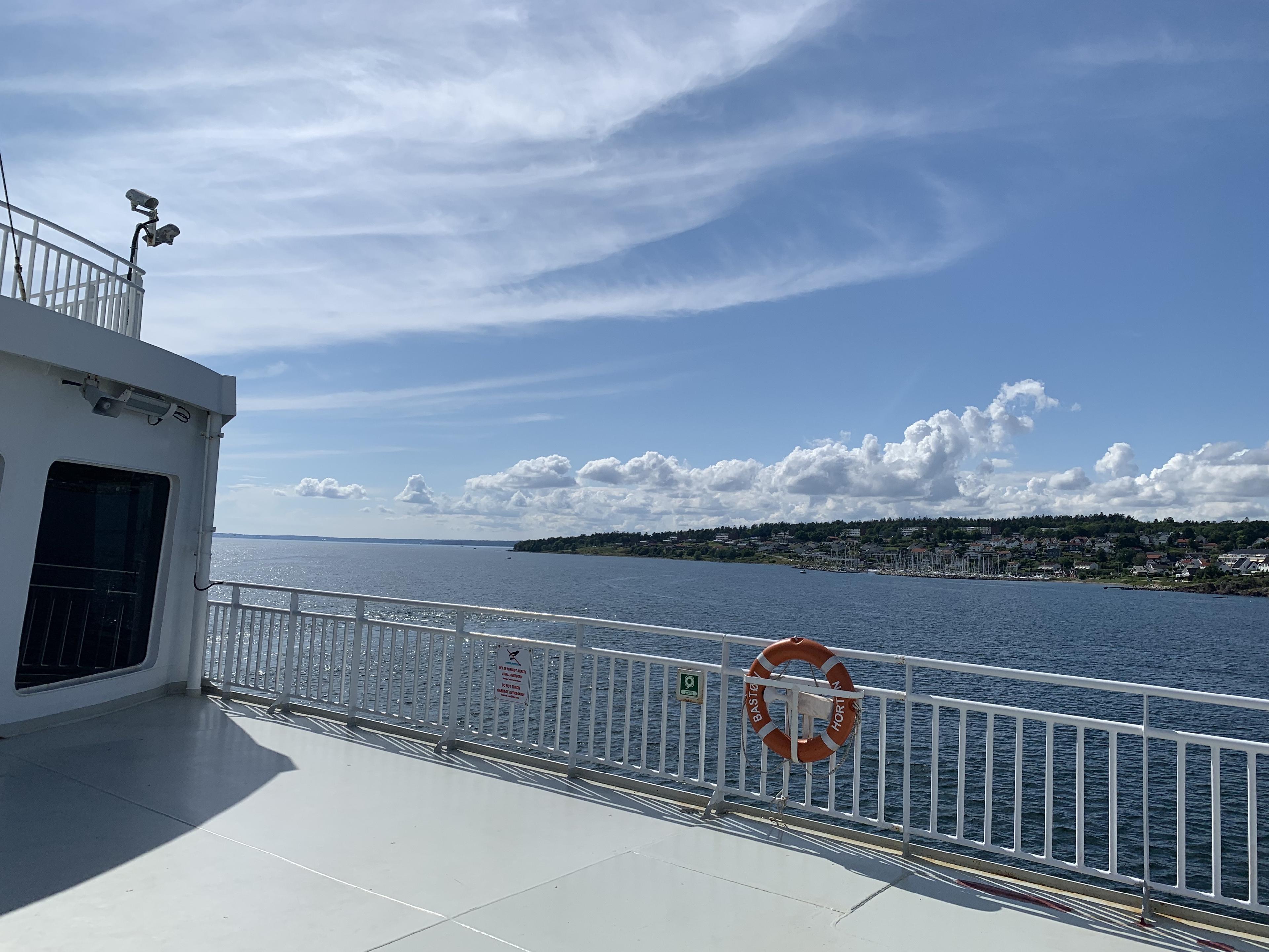 🛳️⛴️☀️ 7