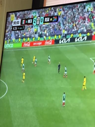 اول مباراة بكأس العالم عم يتنافسو مين بينطرد اكتر🤭😂