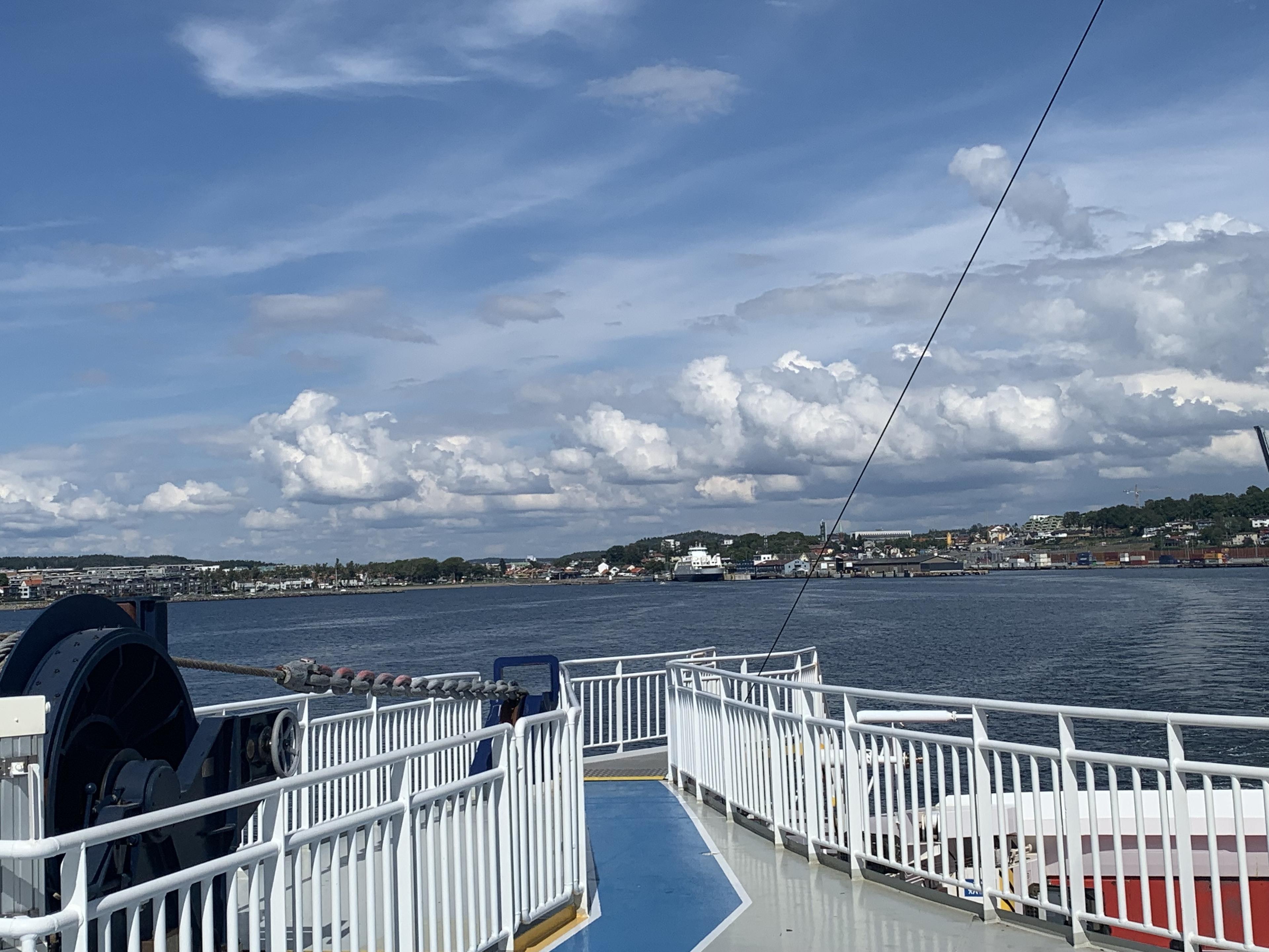 🛳️⛴️☀️ 6
